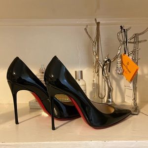 Louboutin Decolette Patent Black